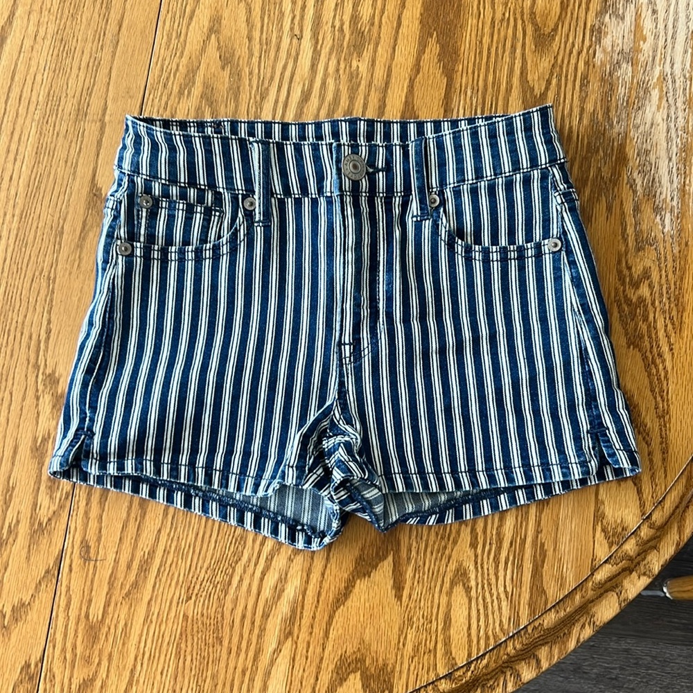 American Eagle Striped Shorts Next Level High Rise Size 0